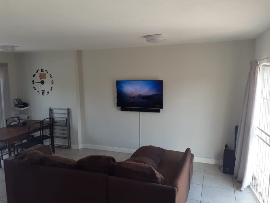 2 Bedroom Property for Sale in Parsonsvlei Eastern Cape